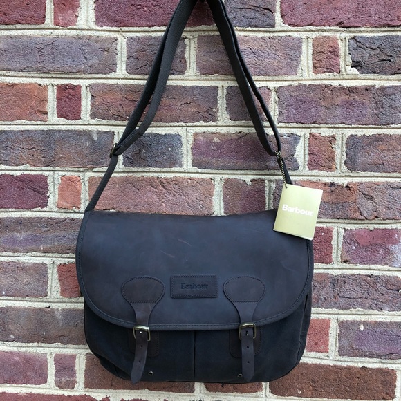 barbour suit carrier